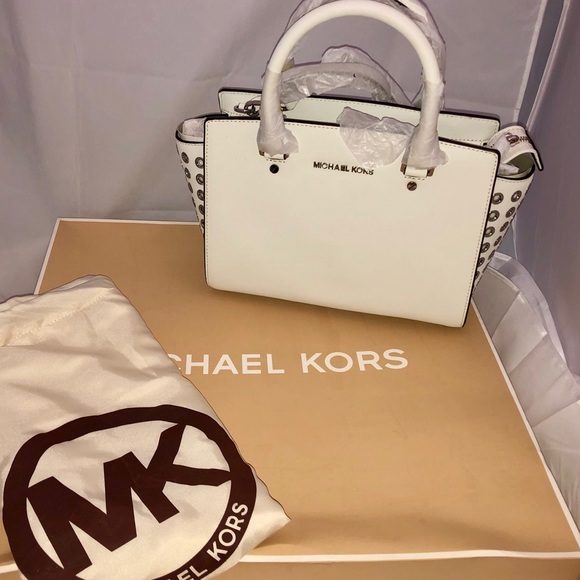 Michael Kors Selma Grommet Satchel (NEW) - Picture 4 of 4